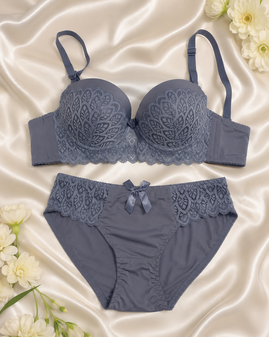 Scalloped Lace Underwire Bra & Panty Set – Vellure (view 17)