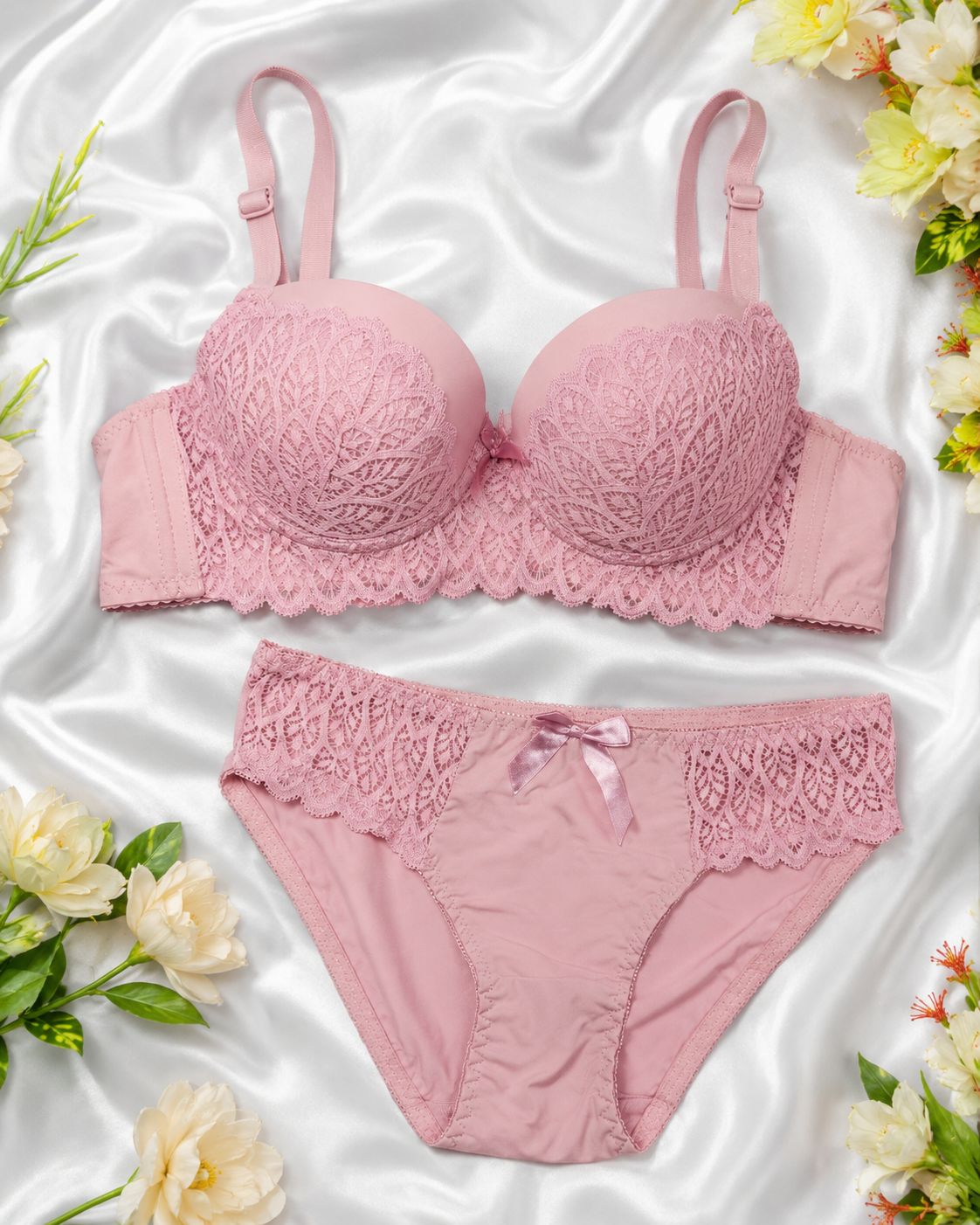 Scalloped Lace Underwire Bra & Panty Set – Vellure (view 14)